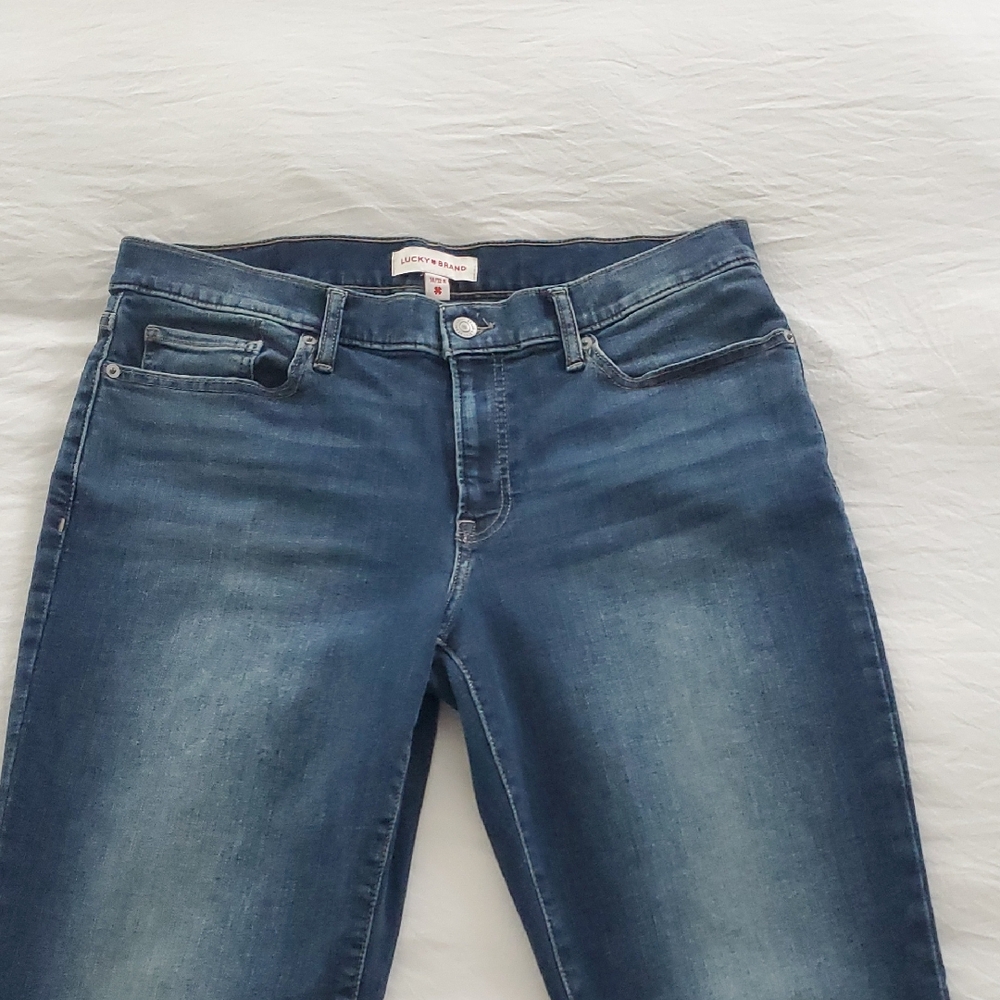 Lucky Brand Women's Straight Leg Denim Jeans